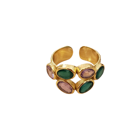 Gemajesty~6 Stone Emerald Adjustable