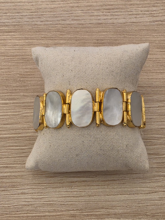 Gemajesty~Mother of Pearl Bracelet