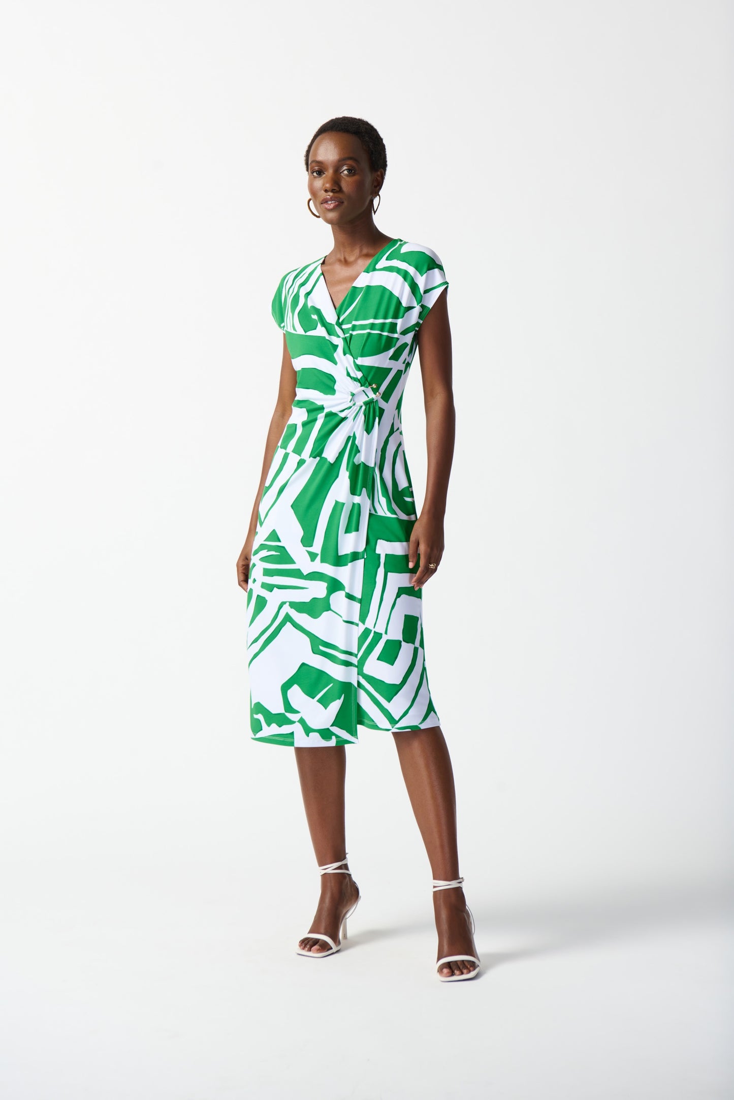 JR~242020 Green Wrap