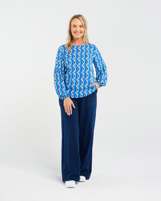Blackstone~Sarah pintuck top