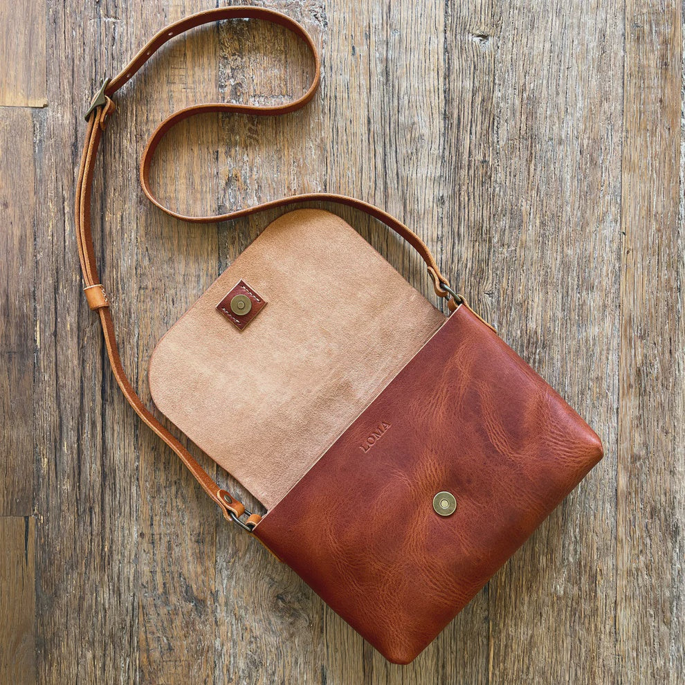 Loma~ Mackenzie Cross Body